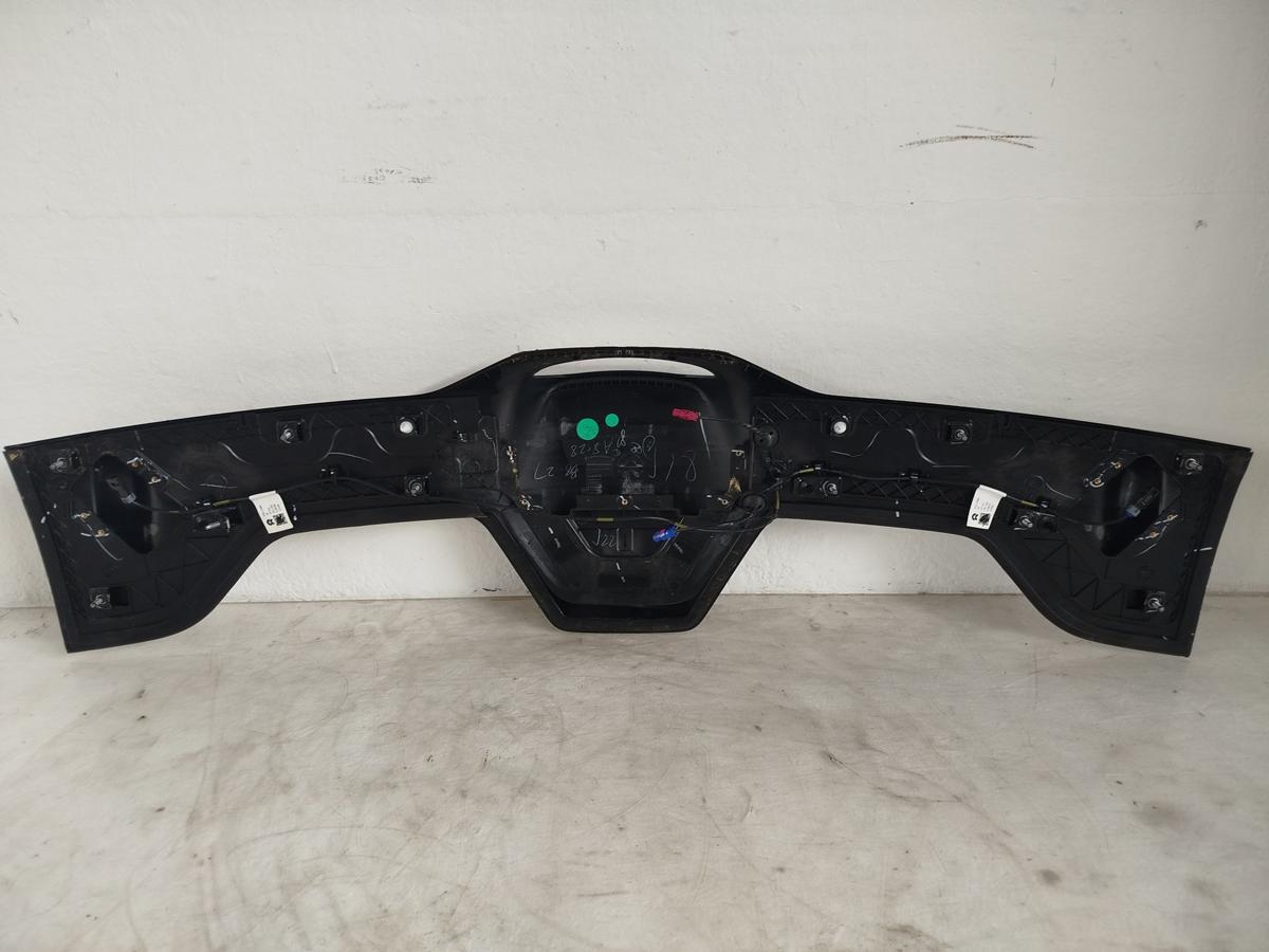 NIO ET7 Elektro Dachverkleidung vorn vom LIDAR Radarsystem und autonom Kameras