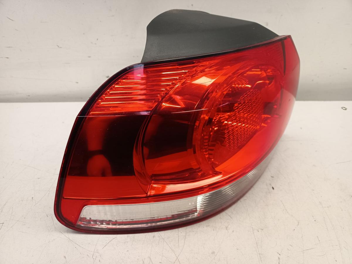 VW Golf VI 5K1 original R&uuml;ckleuchte links aussen Limo kein LED Bj 2011