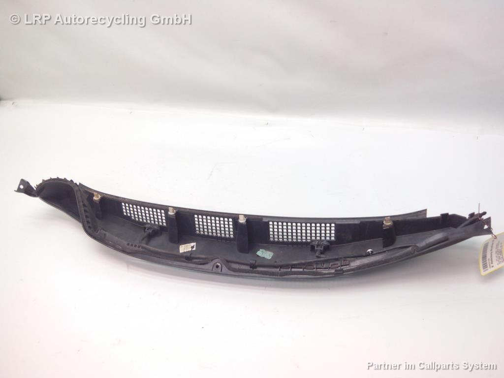 Honda Civic FK1 BJ2011 Plastikabdeckung unter Frontscheibe Windlauf vorn mitte