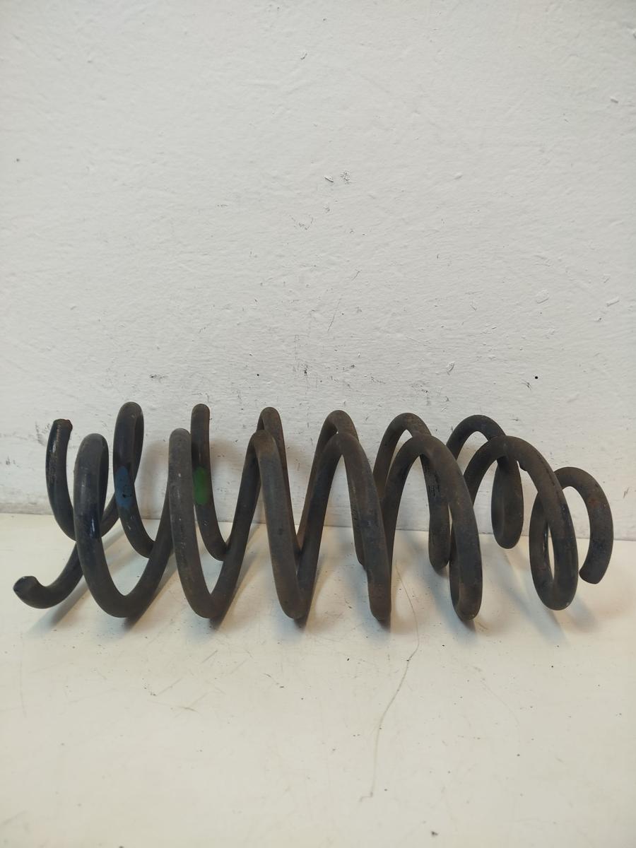 Nissan Qashqai J11 Satz Schraubenfeder Federn Hinterachsfedern Feder 1.2 85kw