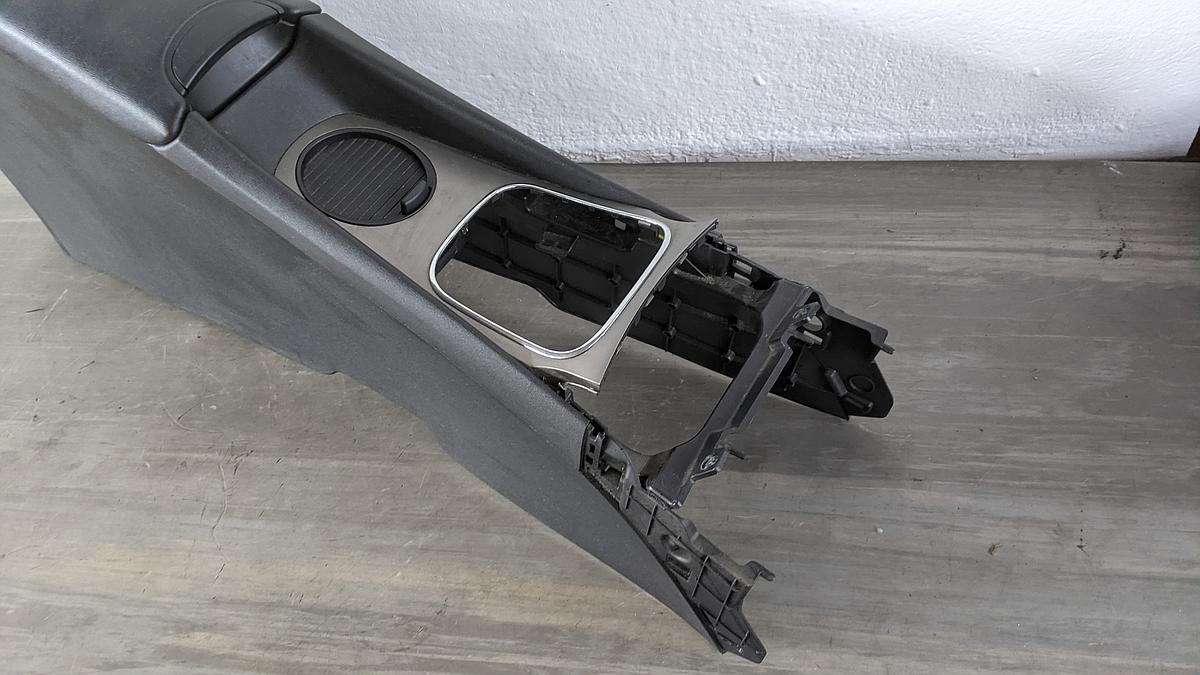 Toyota Avensis T27 Mittelkonsole Armlehne Mitteltunnel