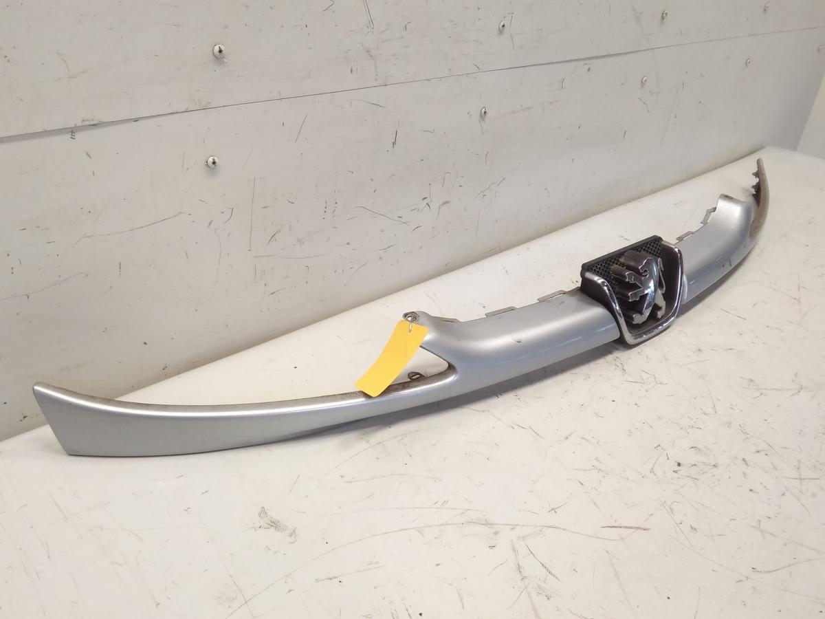 Peugeot 206 Kombi original Grill K&uuml;hlergrill mit Emblem silber EZR BJ2004