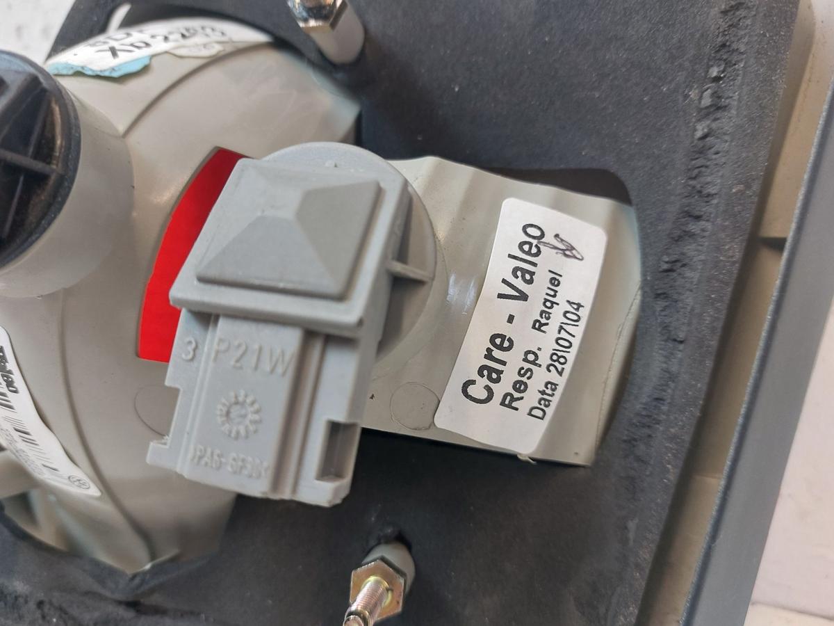 VW Polo 9N2 Stufenheck R&uuml;ckleuchte innen links Heckklappenteil Limo R&uuml;cklicht