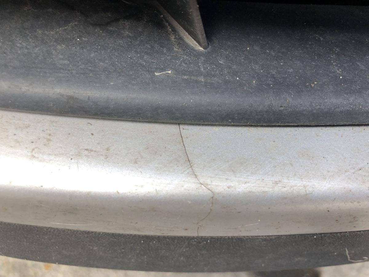 VW Passat 3C B6 Sto&szlig;f&auml;nger vorn Nebel SRA PDC LA7W Reflexsilber Bilder beachten