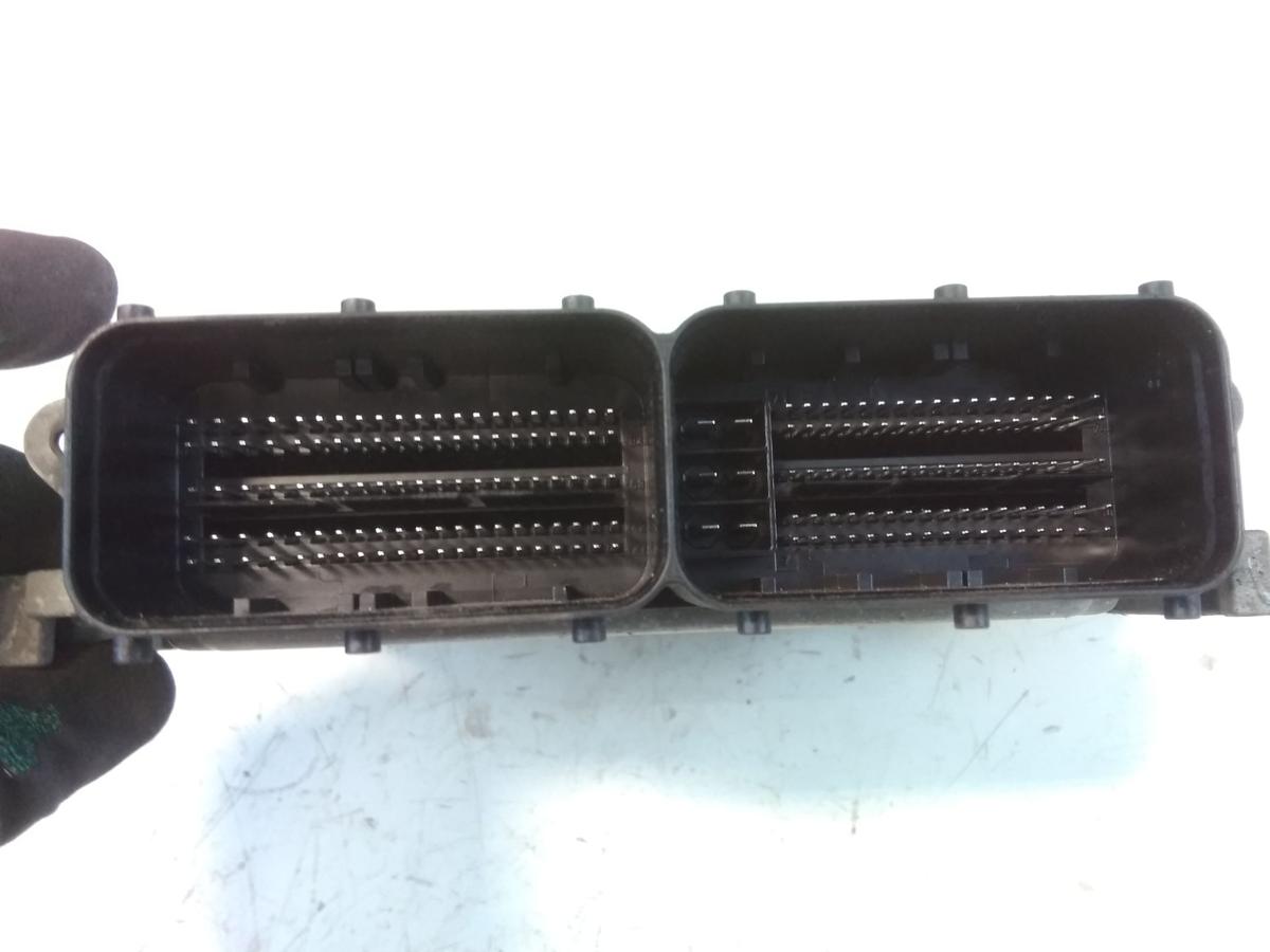 Hyundai i30 GD Motorsteuerger&auml;t 1.6CRDi 100kw D4FB BJ2015 391402ABB0