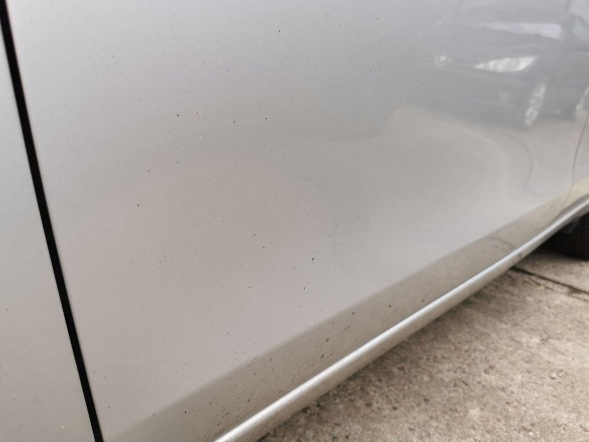 Toyota Yaris XP9 Fahrertür Autotür Tür Rohbautür vorn links 1E7 Silver Pearl FRA