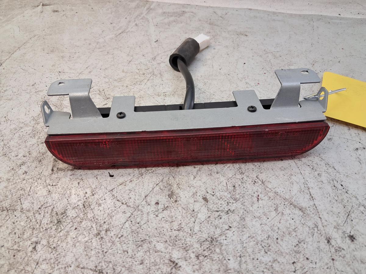 Mitsubishi Colt Z30 Zusatzbremsleuchte 3 Bremsleuchte Heckklappe 3t&uuml;rig BJ2005