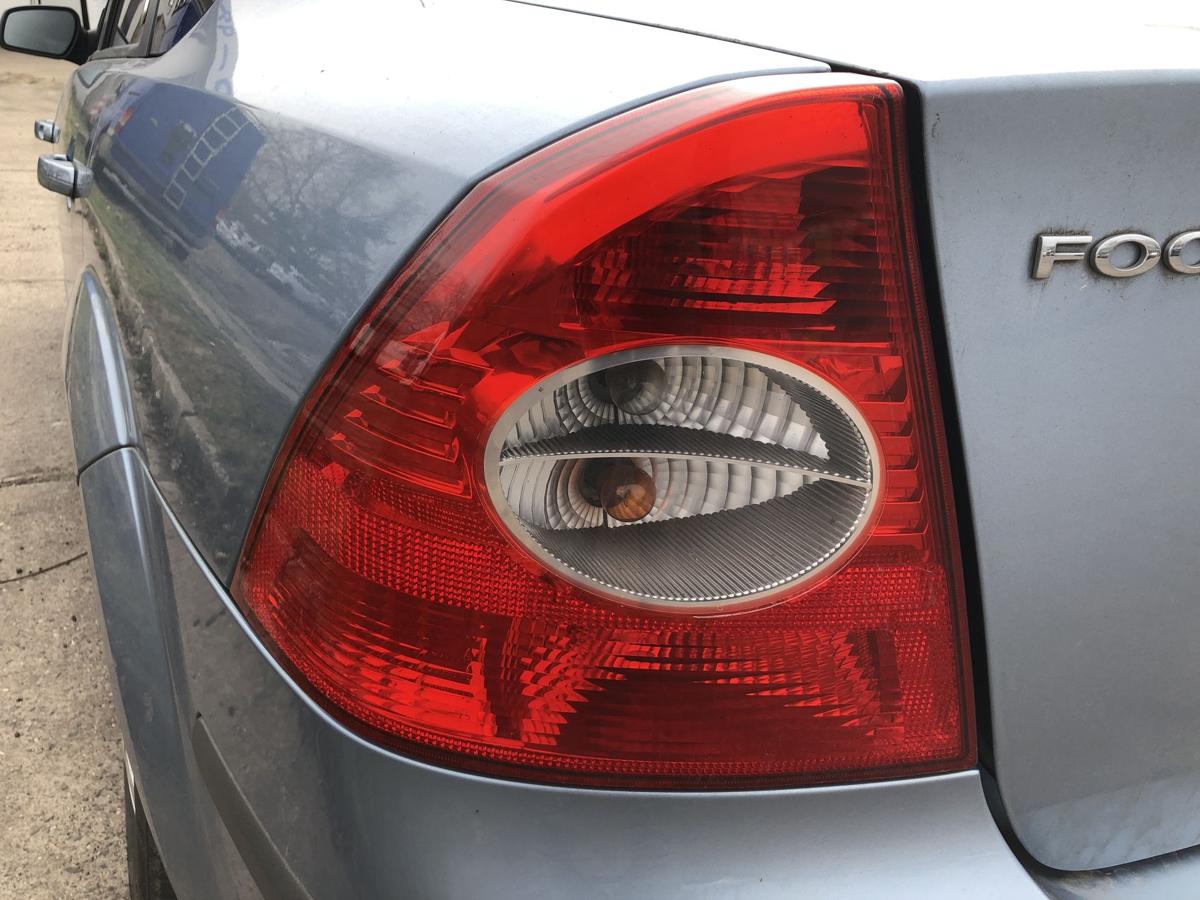 Ford Focus DA3 Limo 4trg R&uuml;ckleuchte links R&uuml;cklicht Heckleuchte Schlusslicht