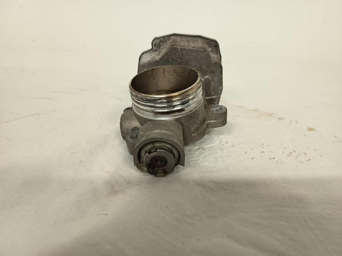 Citroen C3 Pluriel Bj 2004 original Drosselklappe 1,4L 54KW Benzin Citroen C3 Pluriel Bj 2004 original Drosselklappe 1,4L 54KW Benzin