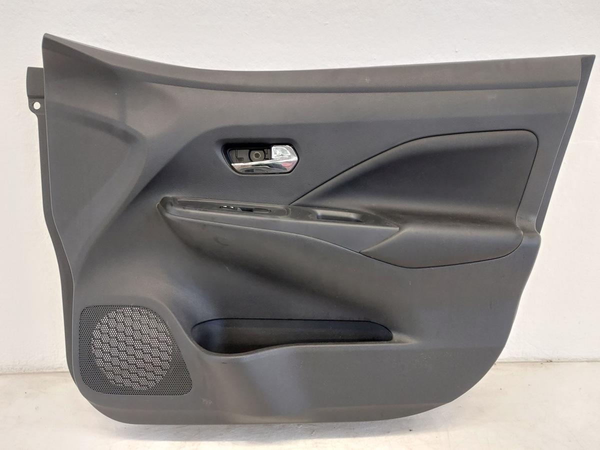 Nissan Micra K14 T&uuml;rverkleidung vorn rechts Innenverkleidung T&uuml;r T&uuml;rpappe
