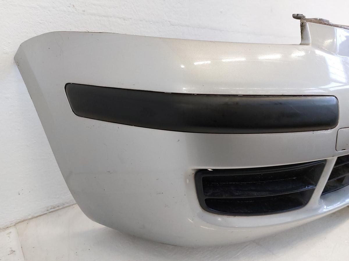 Fiat Panda 169 Stossf&auml;nger Stossstange Bumper vorn 647 Grigio Steel Metallic