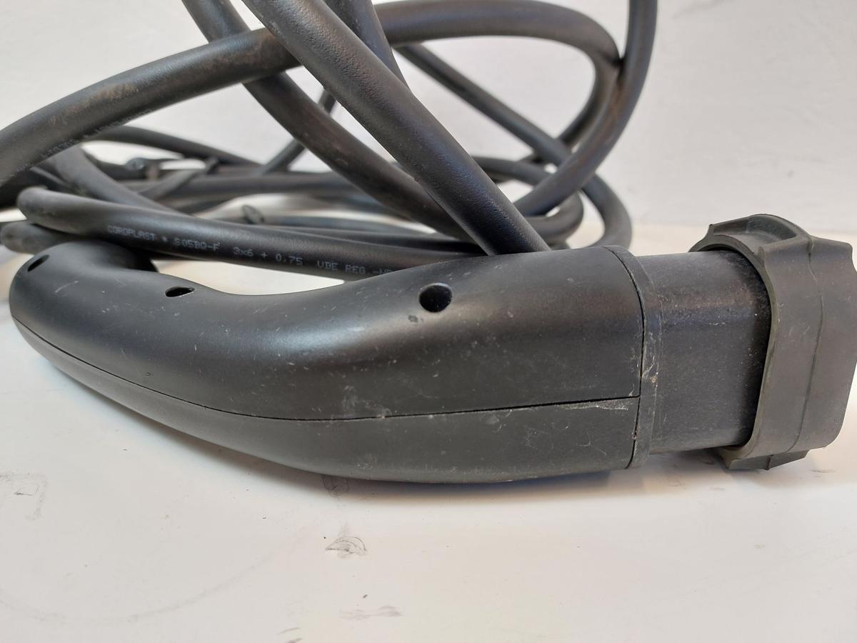 Nissan Leaf ZE1 Ladekabel Hochvoltbatterie Kabel Ladesäule OEM Delphi