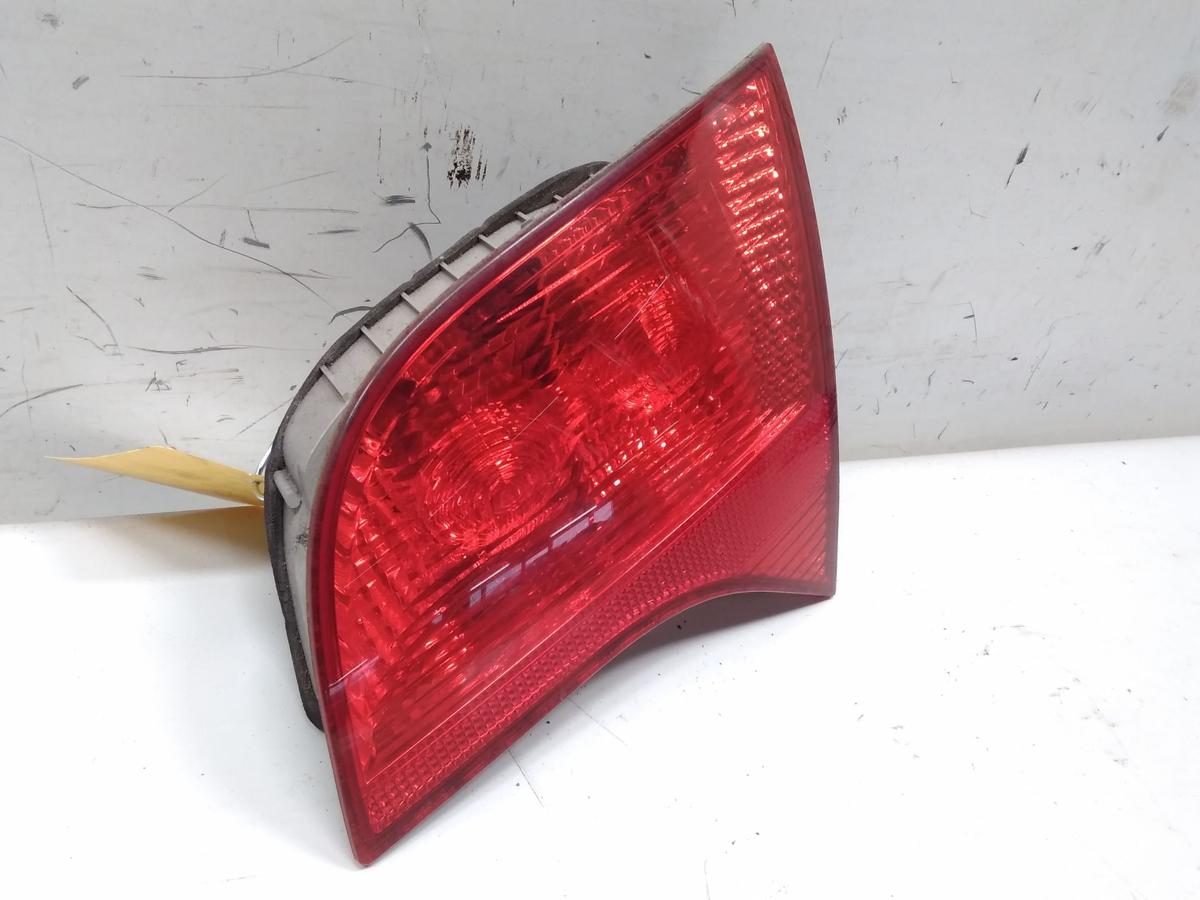 Audi A4 8E B7 Facelift orig. Rückleuchte Heckleuchte rechts innen Avant BJ2006