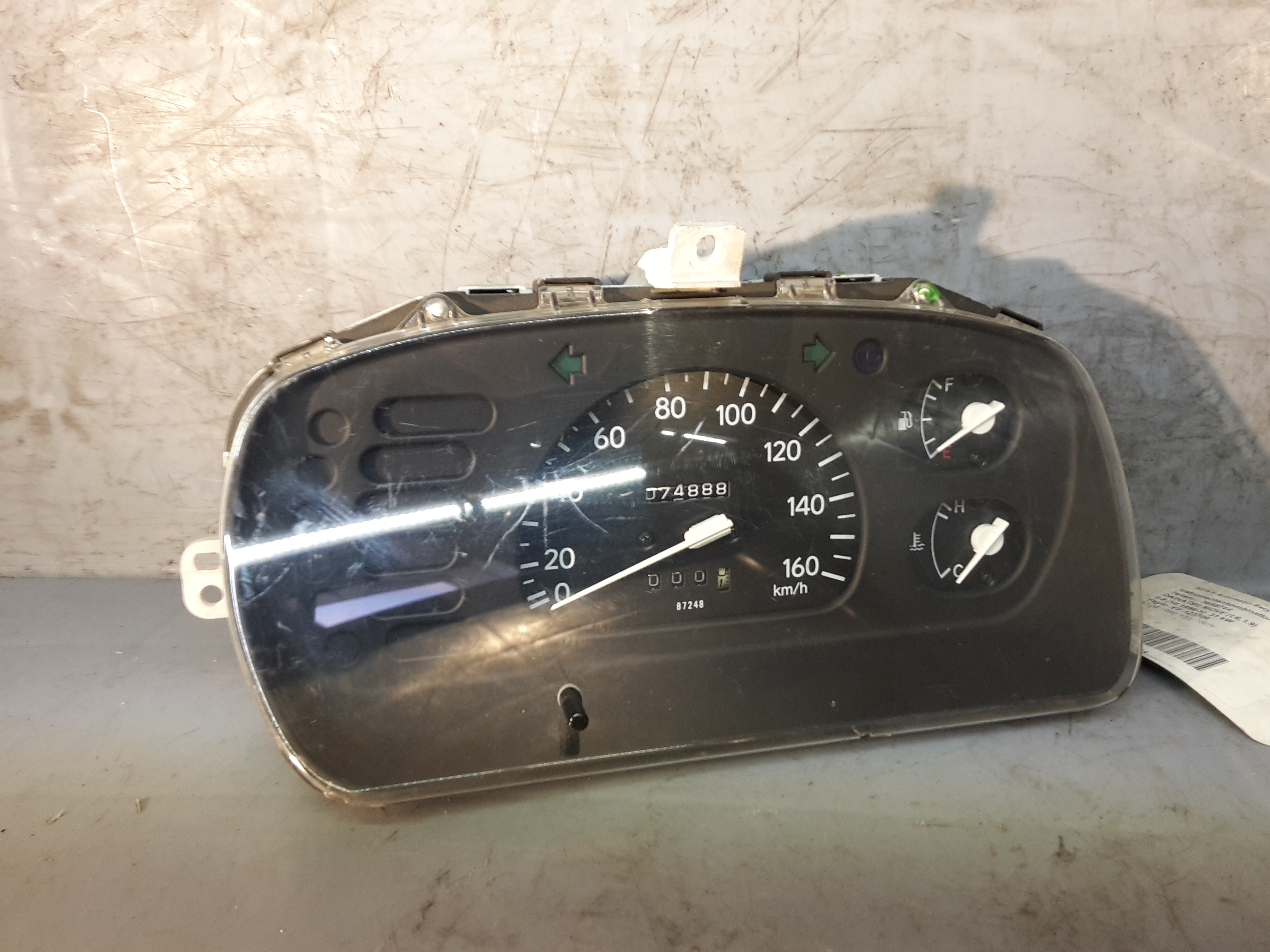 Daihatsu Move L6 Bj. 1999 org. Tachometer Instrumentenkombination