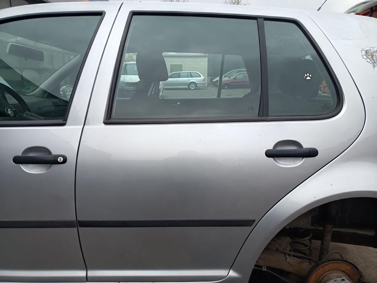 VW Golf IV original T&uuml;r hinten links LA7W Reflexsilber Baujahr 2002