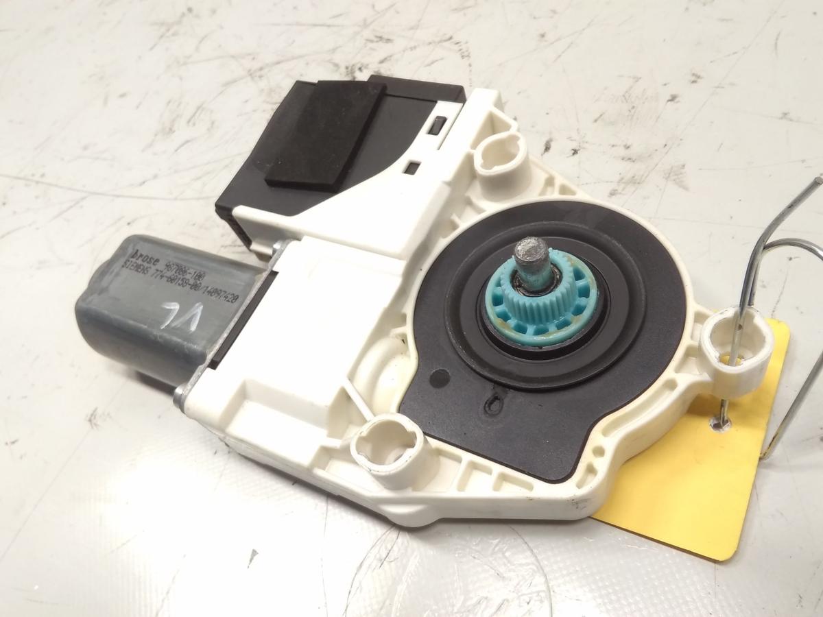 Seat Ibiza III 6L original Fensterhebermotor vorn links 6L2959802 BJ2007