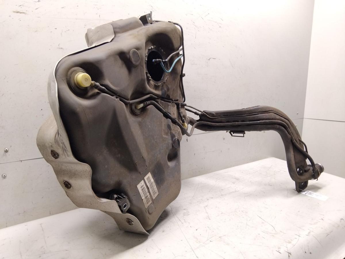 Audi A3 8P Facelift original Kraftstoffbehälter Benzintank 1.4TFSI Bj.2010