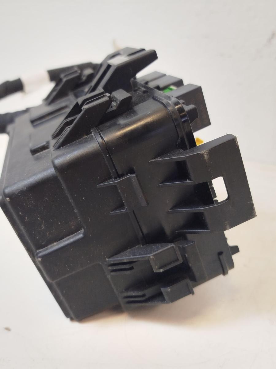 NIO ET7 Elektro Sicherungskasten Relaisbox Sicherunstr&auml;ger OEM