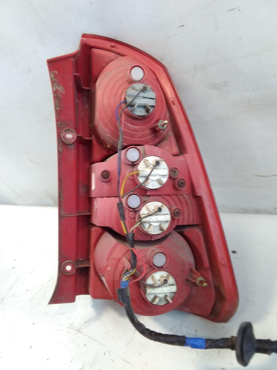 Chevrolet Nubira Kombi original Rückleuchte Heckleuchte links BJ2006