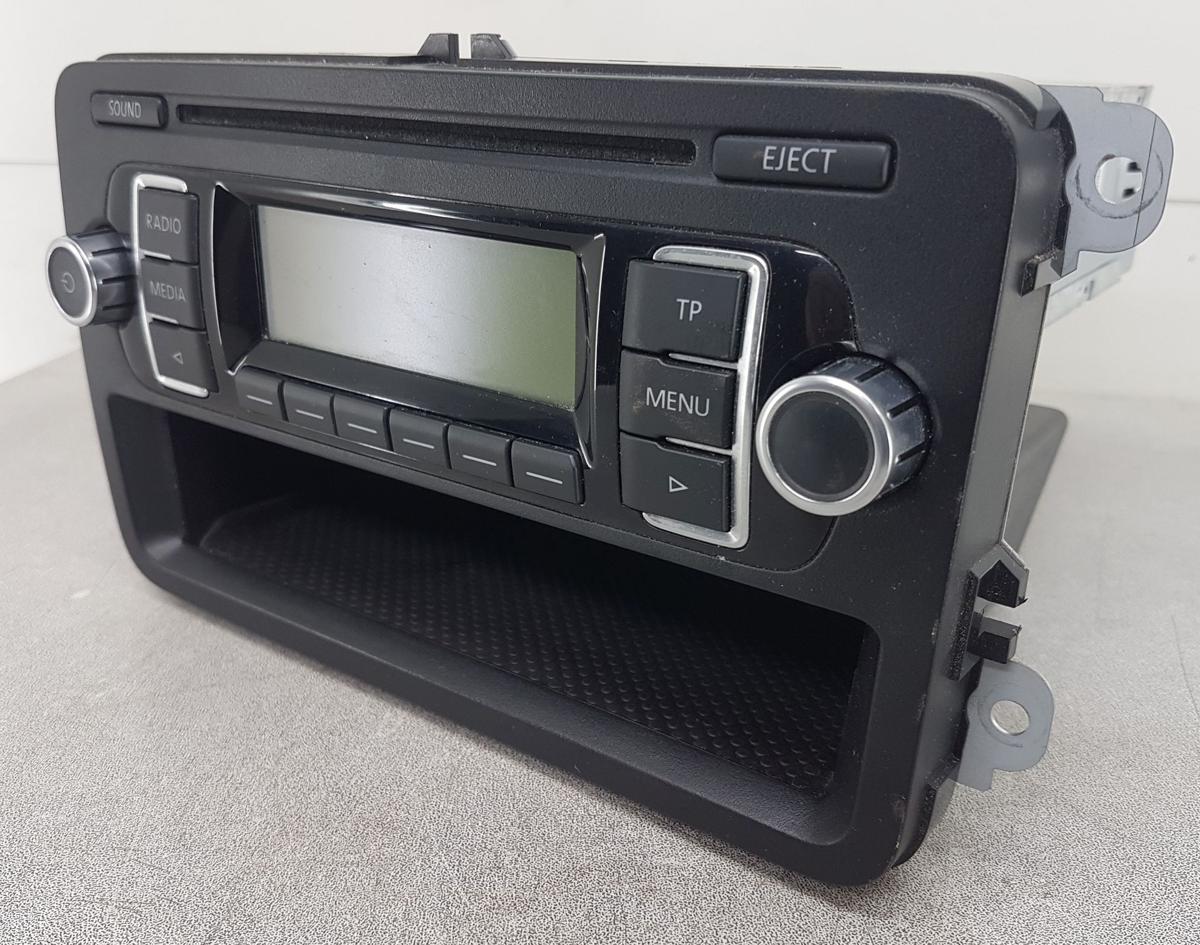 VW Touran 1T Autoradio RCD210 1K0035156A Bj2009 Radio CD