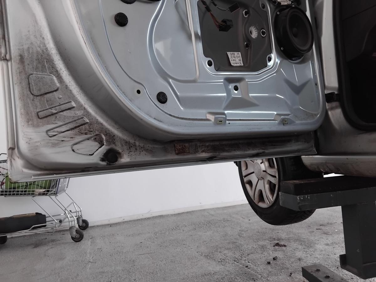 Skoda Fabia 2 5J T&uuml;r vorn links Fahrert&uuml;r LA7W reflexsilbermetallic BJ2008