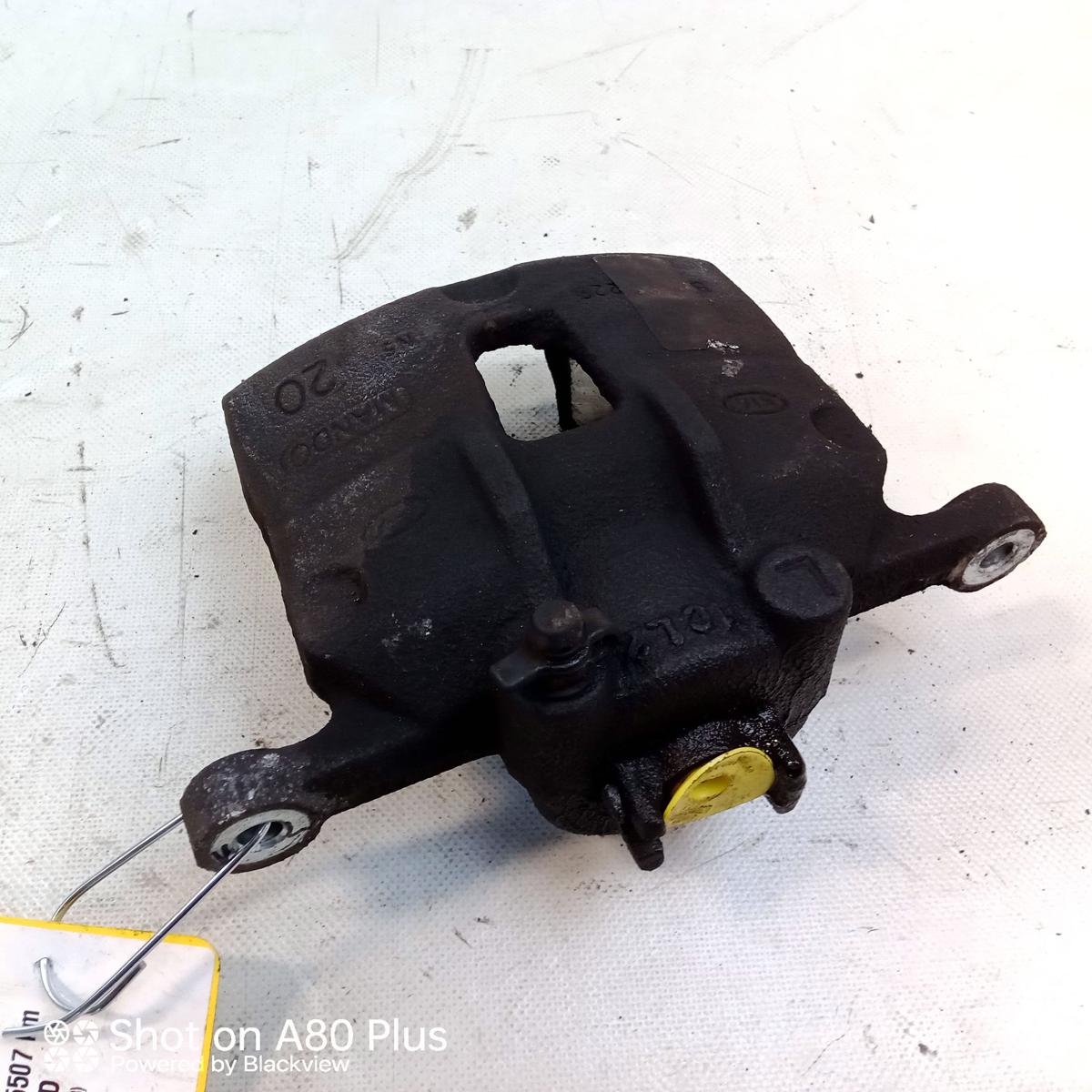 Hyundai i10 III AC3 original Bremssattel Vorderachse links 35507km Bj.2021