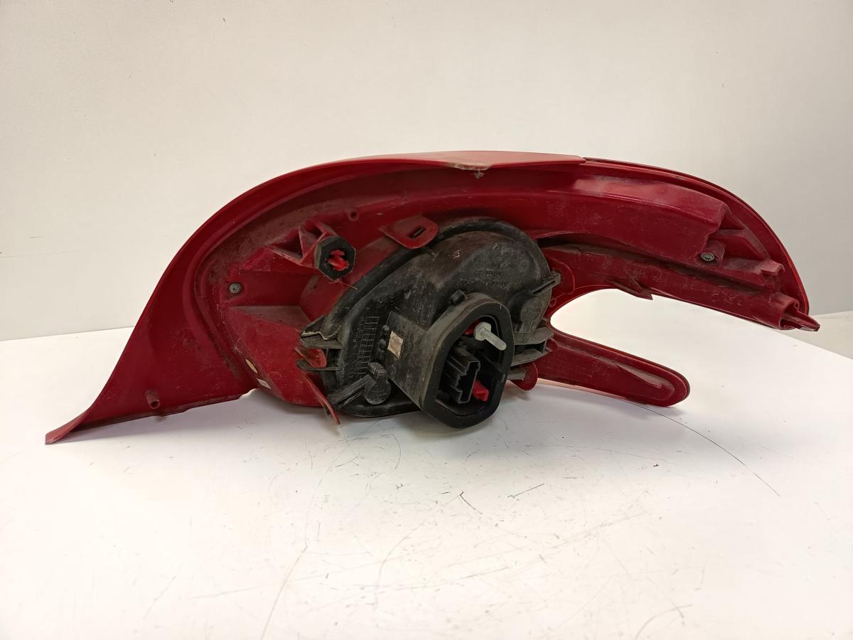Peugeot 208 I orig Rückleuchte links Heckleuchte Fahrerseite 3türer Bj 2012-2015