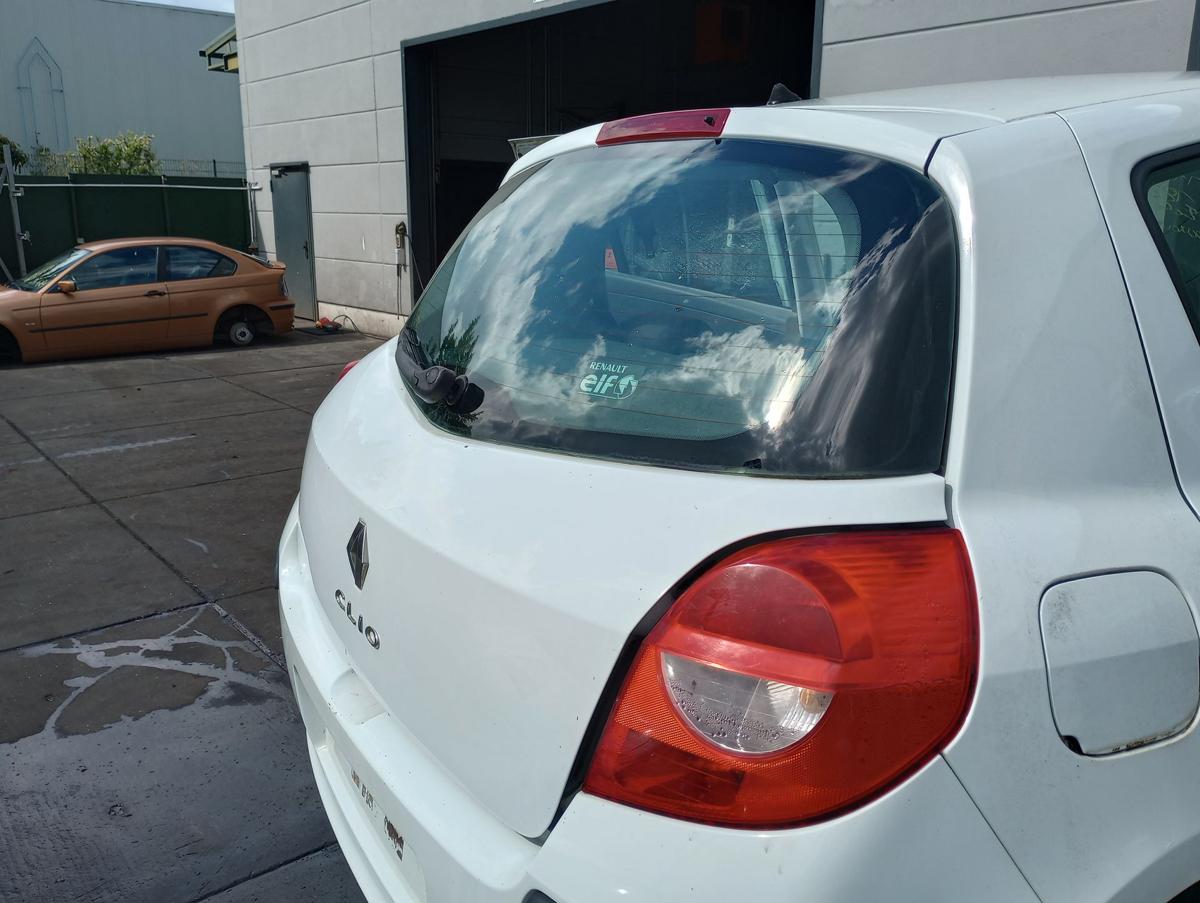 Renault Clio III 3 orig Heckklappe mit Scheibe OV369 Ice white Bj 2007