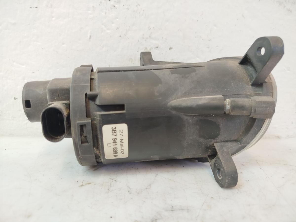 VW Passat 3BG B5 Nebelscheinwerfer Nebelleuchte vorn links Leuchte Nebel