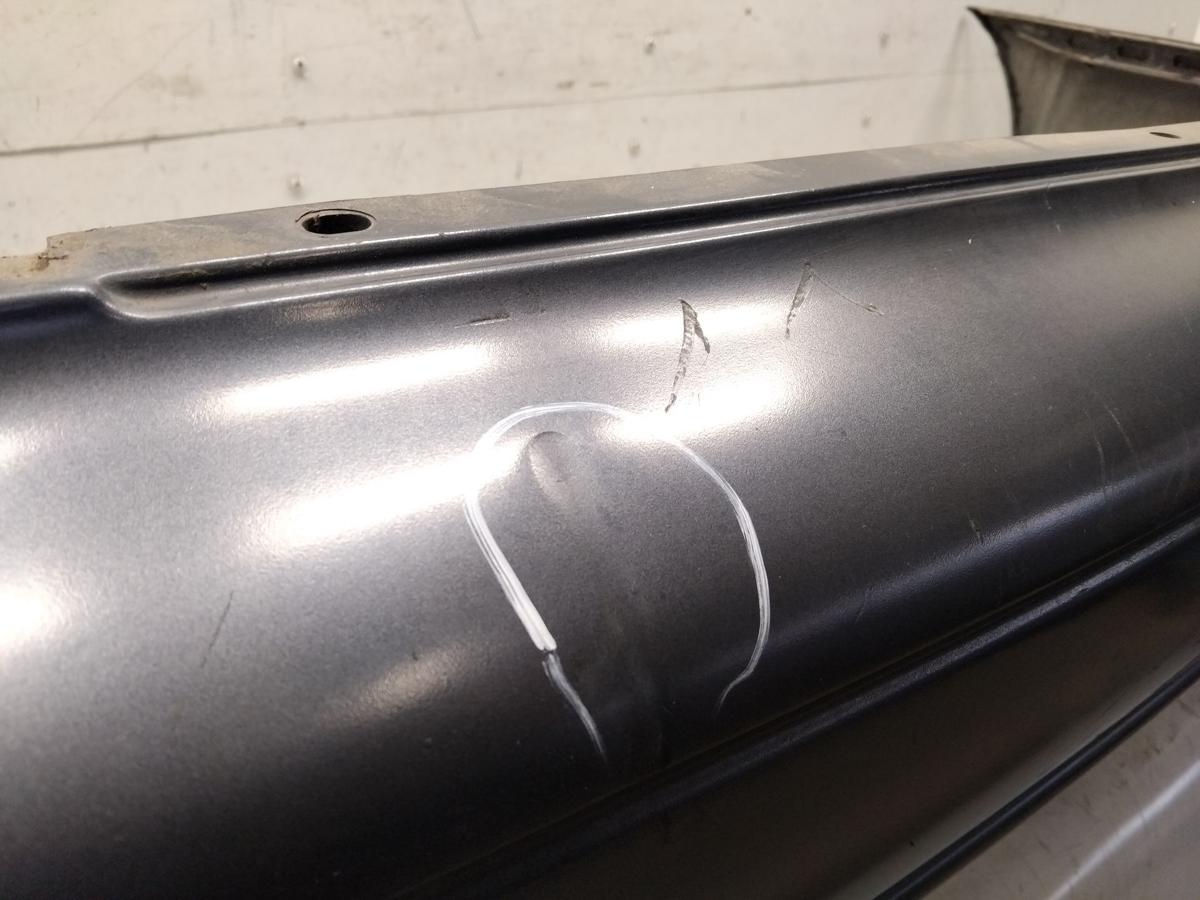 Toyota Corolla E10 original Sto&szlig;stange Stossf&auml;nger hinten Liftback Bj.1995