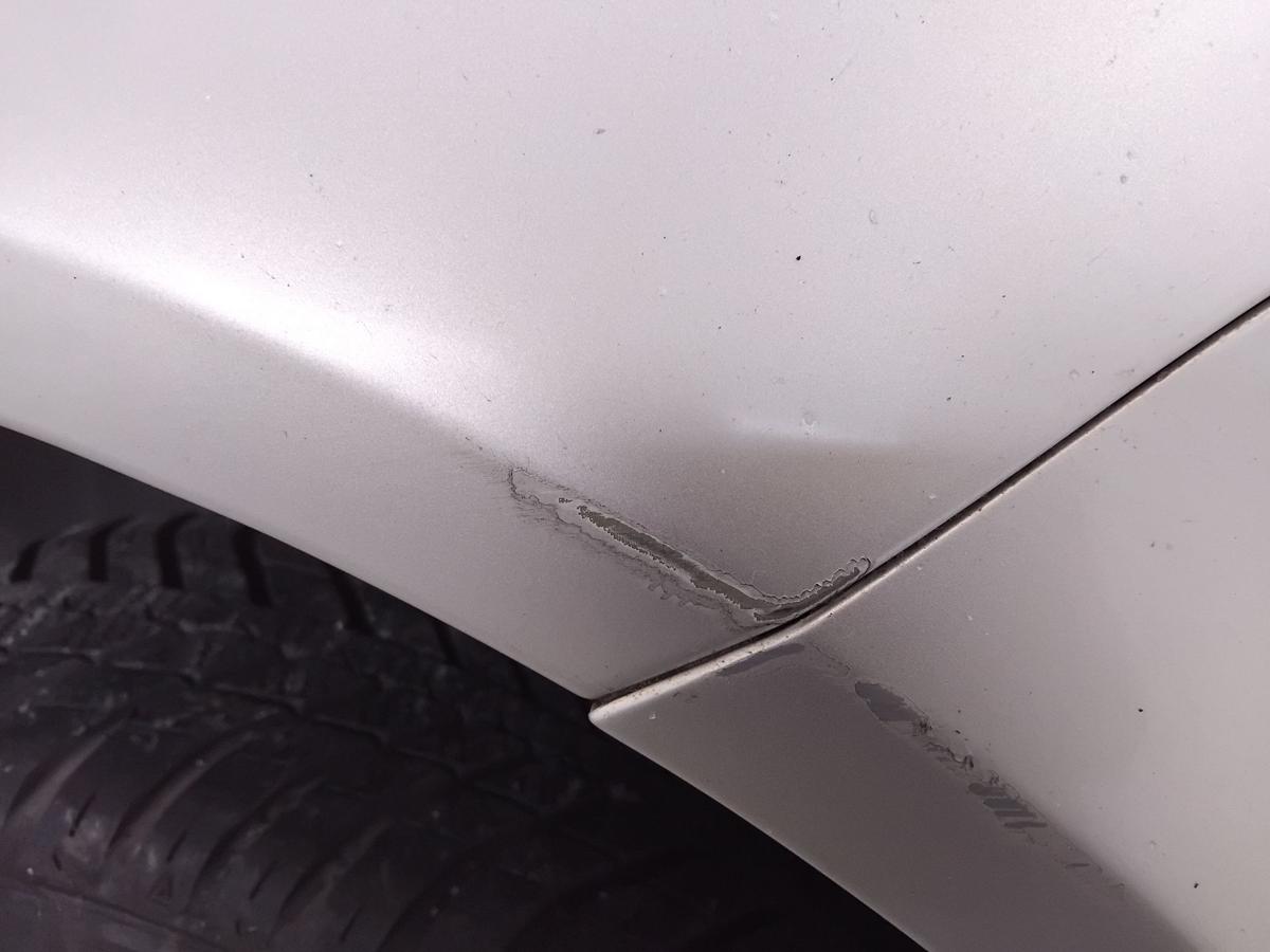 Opel Corsa D original Kotfl&uuml;gel vorn rechts 2AU Starsilber III BJ2007