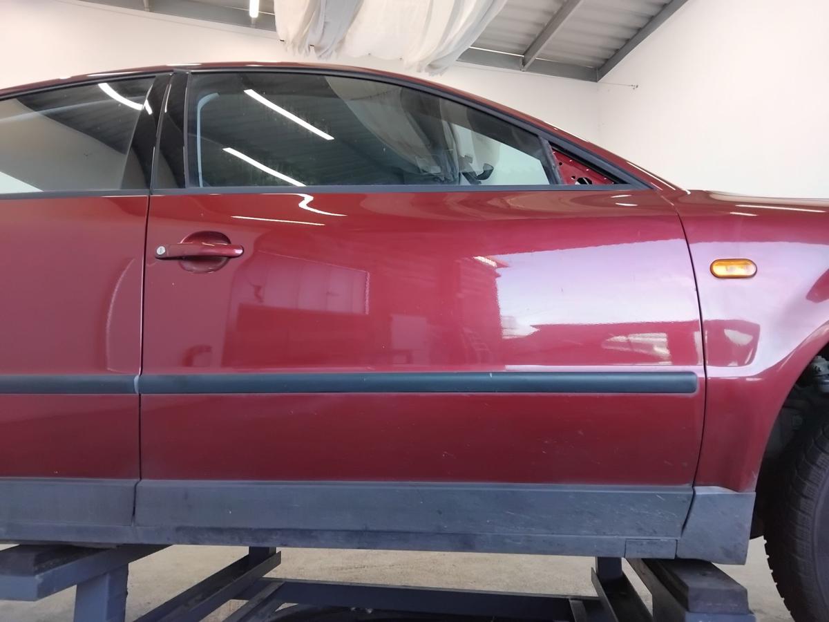 VW Passat 3B T&uuml;r vorn rechts Beifahrert&uuml;r coloradorotmetallic LB3Y BJ1997