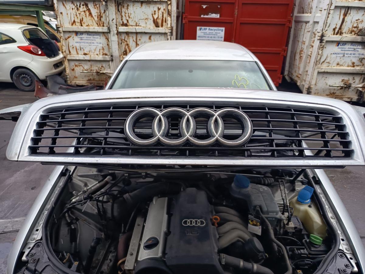 Audi A4 8E B6 original Motorhaube Klappe/Deckel vorn/Front Y7W Lichtsilber Bj 03