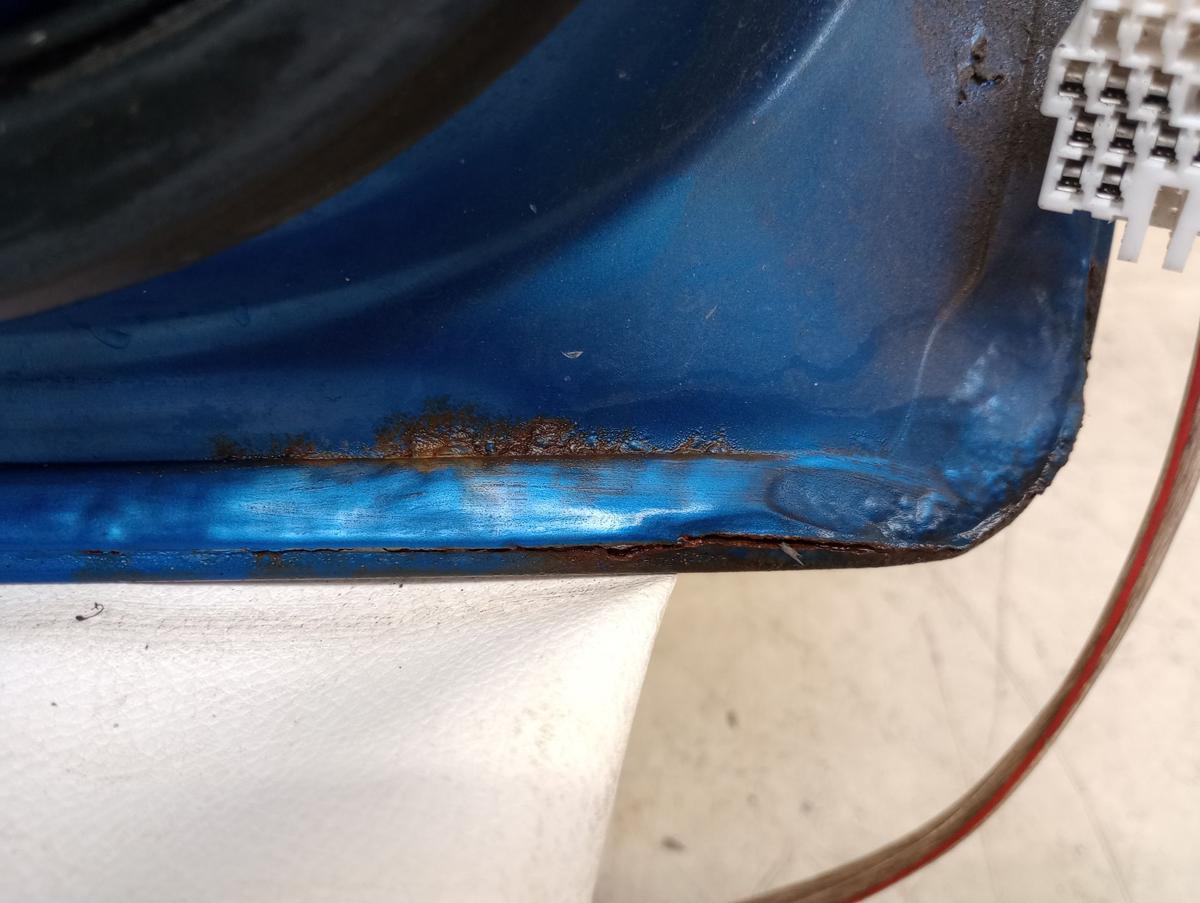 Subaru Impreza GH GR orig Tür vorn links 02C Blau Bj 2010