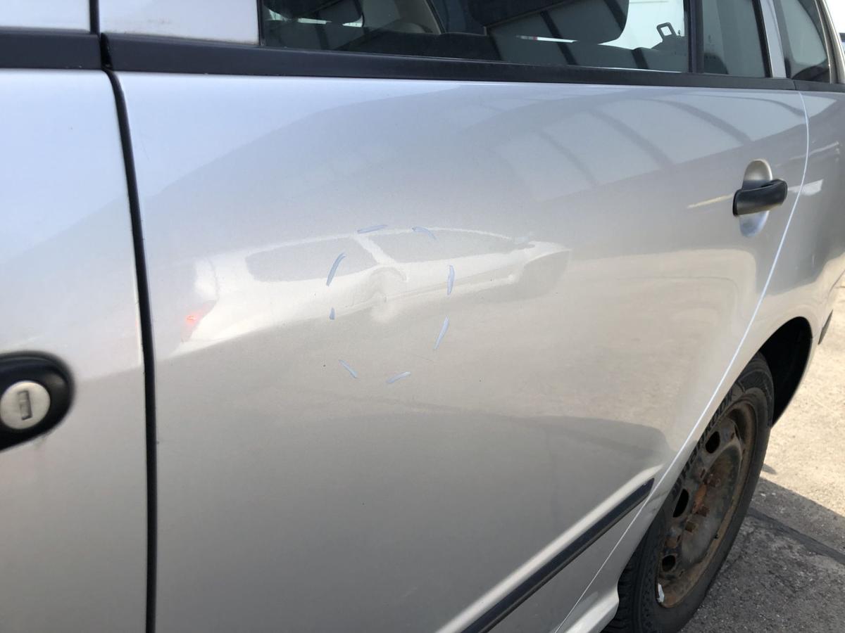 Skoda Fabia 6Y T&uuml;r hinten links Fondt&uuml;r Kombi Delle flach LF7T Diamant Silber