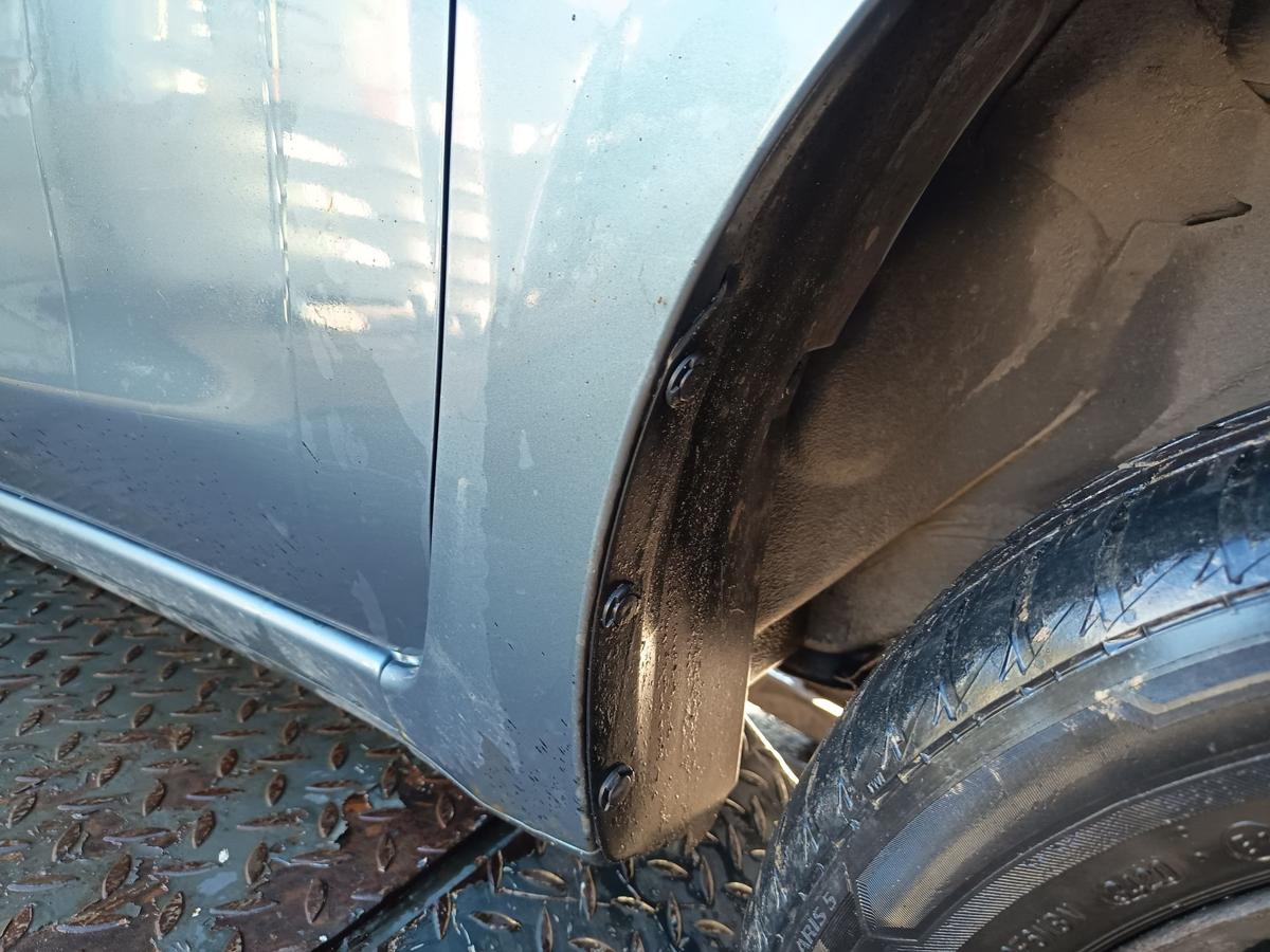 Nissan Micra K13 orig Kotfl&uuml;gel rechts FAA Green bis Bj 2013