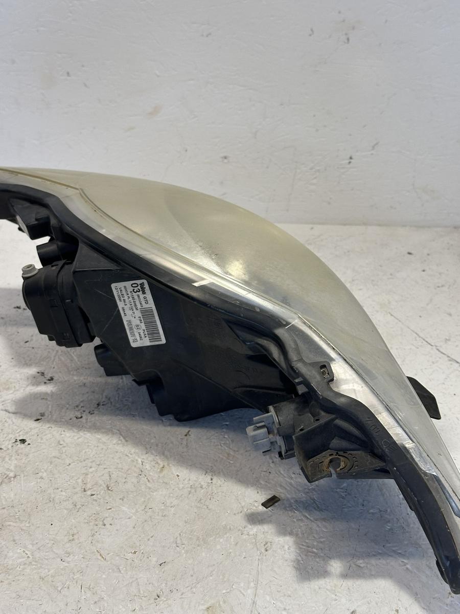 Peugeot 107 Typ P Scheinwerfer links Hauptscheinwerfer Lampe Trübung Valeo OE