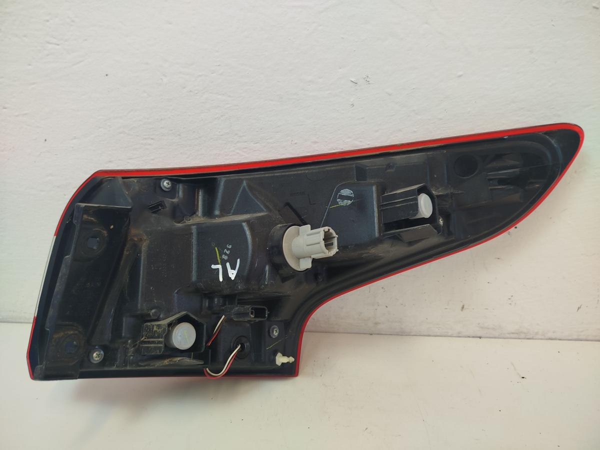 Nissan Qashqai J11 R&uuml;ckleuchte links au&szlig;en Heckleuchte Au&szlig;enecke bis 2017