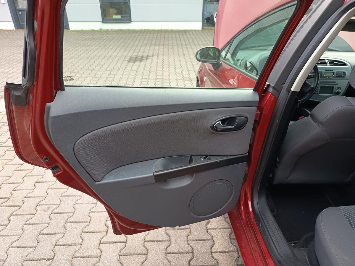 Seat Leon 1P original Tür hinten links LS3X Rojo Rubi Perlado Met. Bj 2005