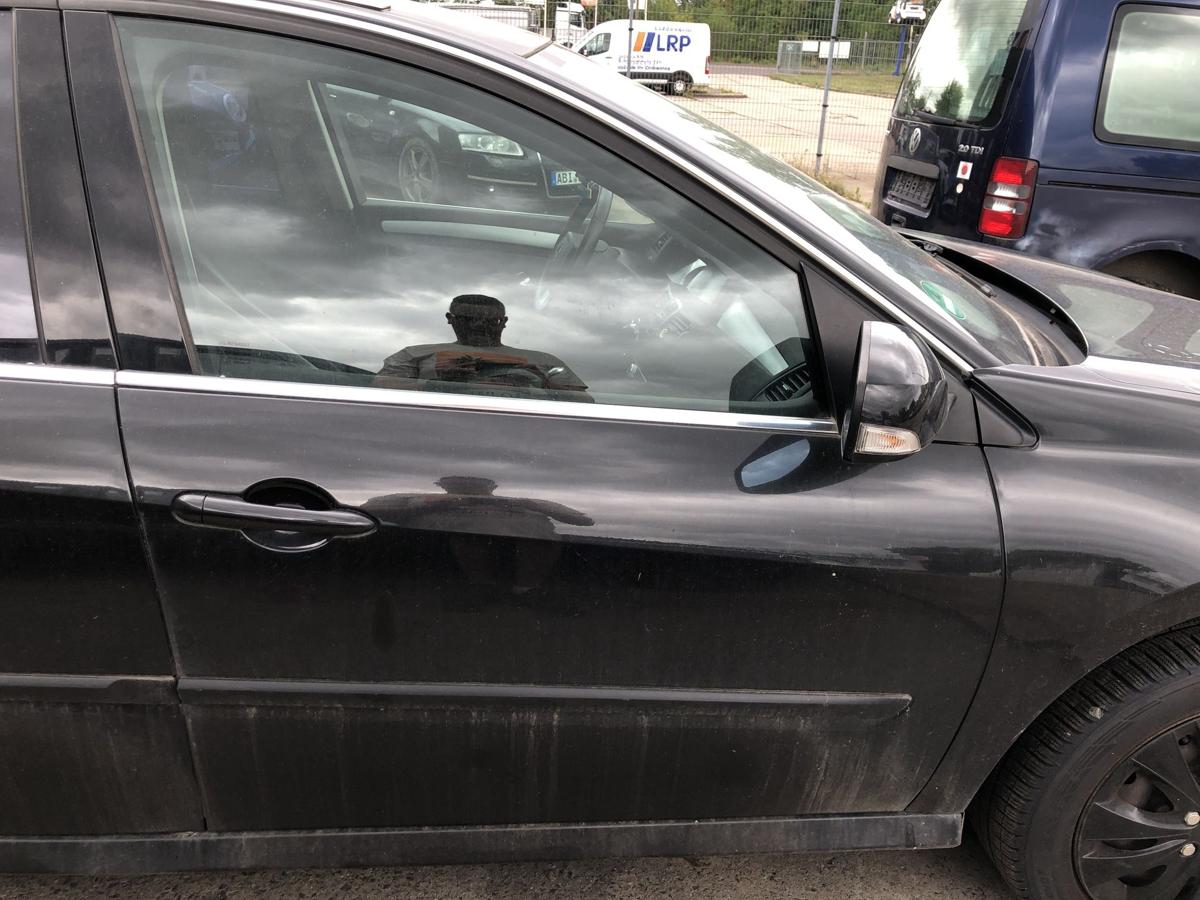 Renault Laguna III 3 T&uuml;r vorn rechts Beifahrert&uuml;r Rohbau NV676 Black Noir Nacre