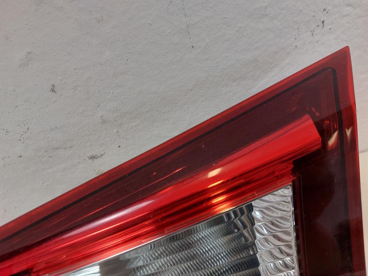 Mazda 2 DJ R&uuml;ckleuchte innen rechts Heckklappenteil R&uuml;cklicht Heckleuchte OE