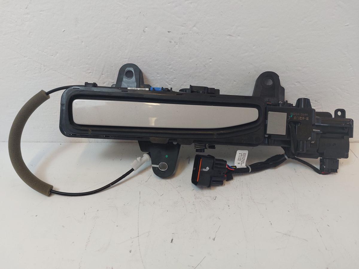 NIO ET7 Elektro Türgriff hinten rechts Außengriff Tür ausfahrbar beleuchtet