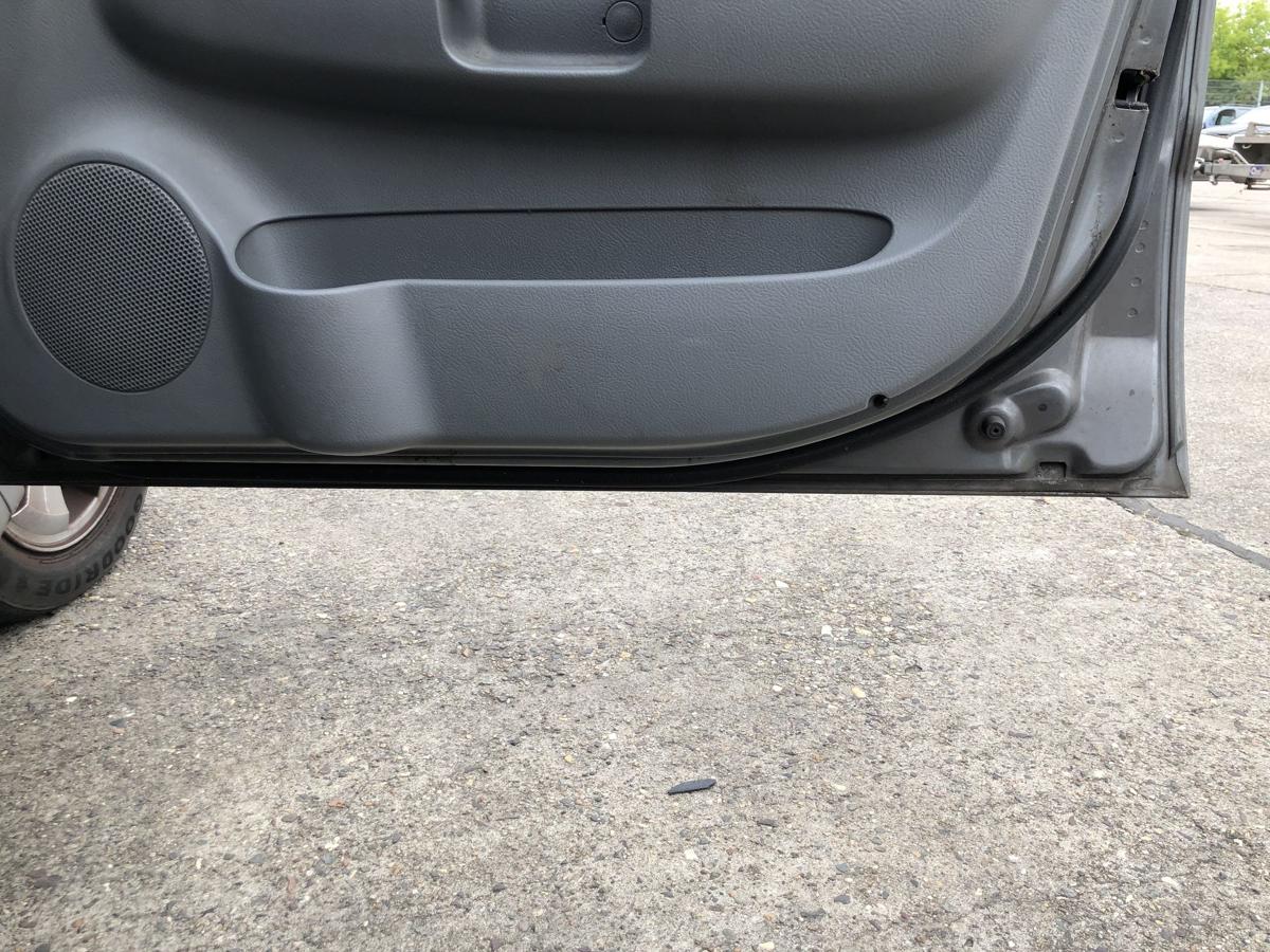 Kia Rio DC Tür vorn rechts Beifahrertür im Rohbau V9 Pewter Grey Metallic