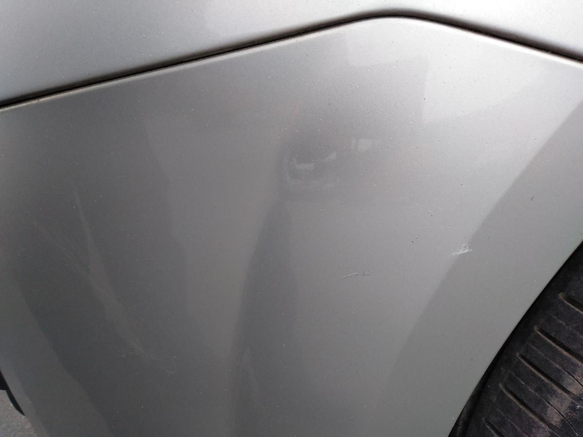 Ford Focus 2 DA original Sto&szlig;f&auml;nger Sto&szlig;stange vorn polarsilbermetallic Bj.2005