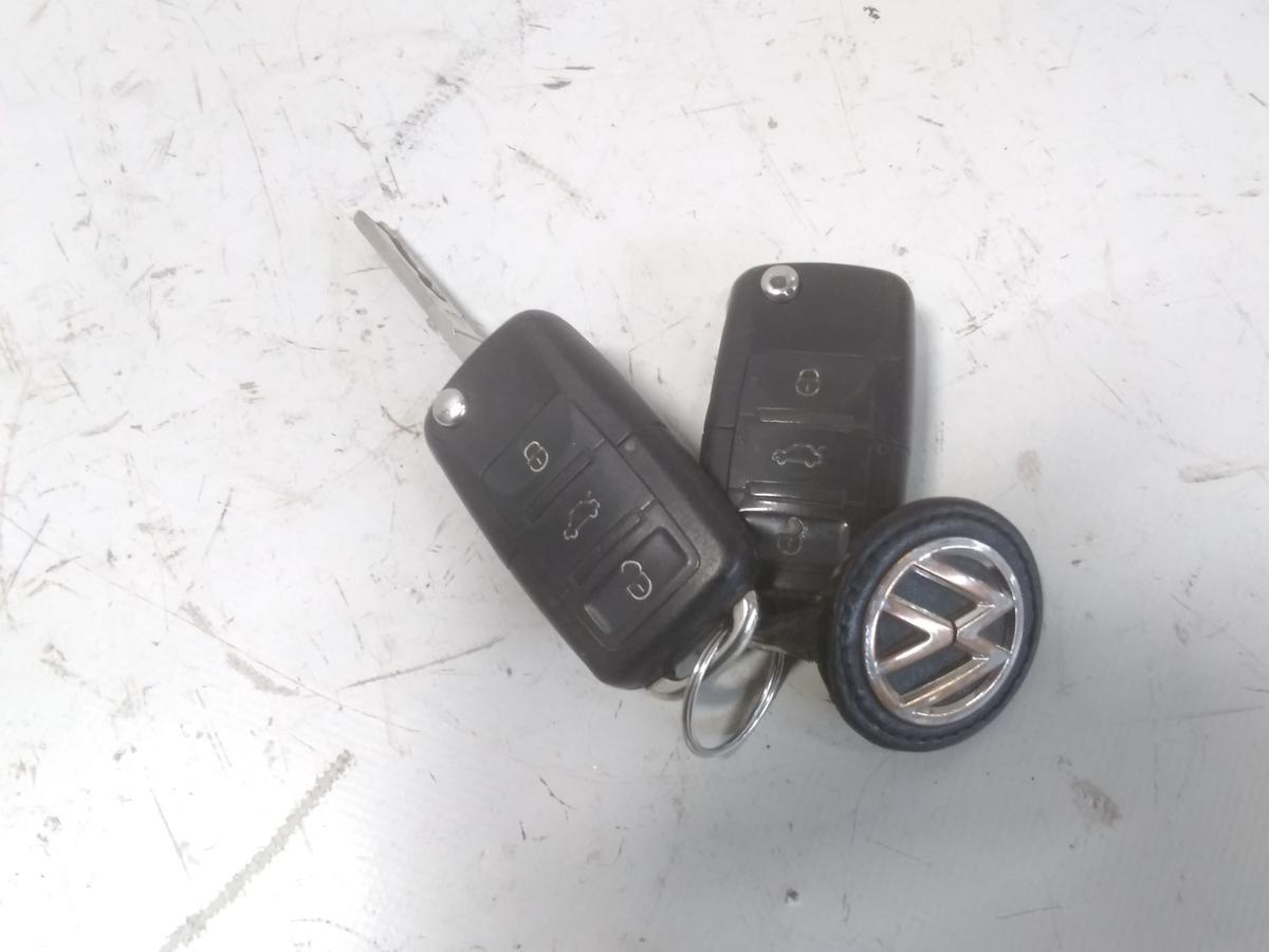 VW Golf 5 1K original Zündschloß mit Lesespule und 2 Schlüssel BJ2008 1K0905851B