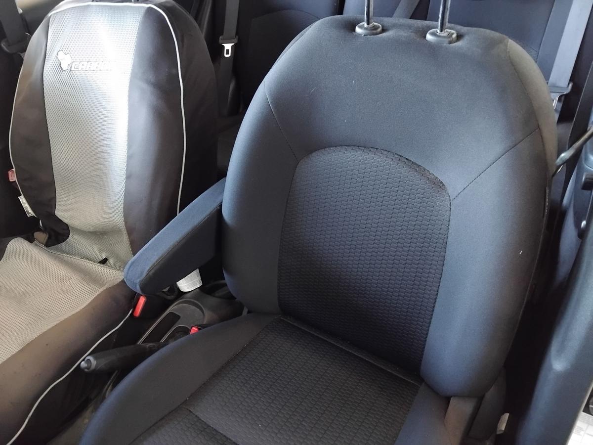 Nissan Micra 4 K13 original Sitz vorn links Fahrersitz Stoff schwarz BJ2013