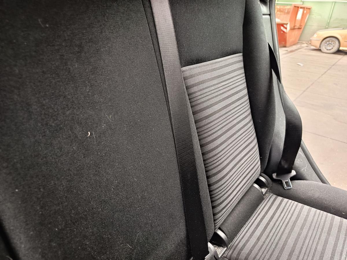 Mercedes W246 original R&uuml;cksitzbank Stoff schwarz/anthrazit Bj 2014