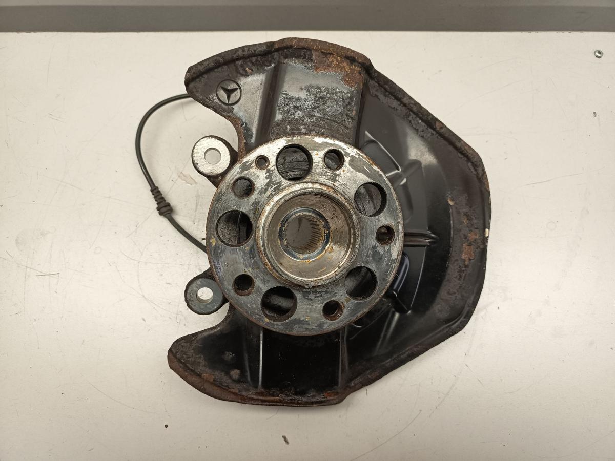 Mercedes A Klasse W169 orig Achsschenkel vorne rechts 1.5l 70kW Benzin Automatik