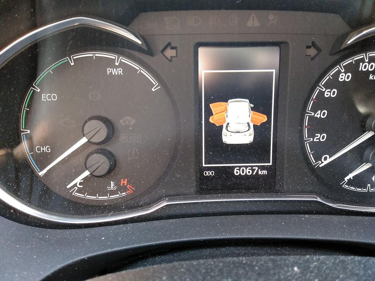 Toyota Yaris 3 Hybrid XP13 Phase 3 original Tacho Kombiinstrument Armatur Bj2020