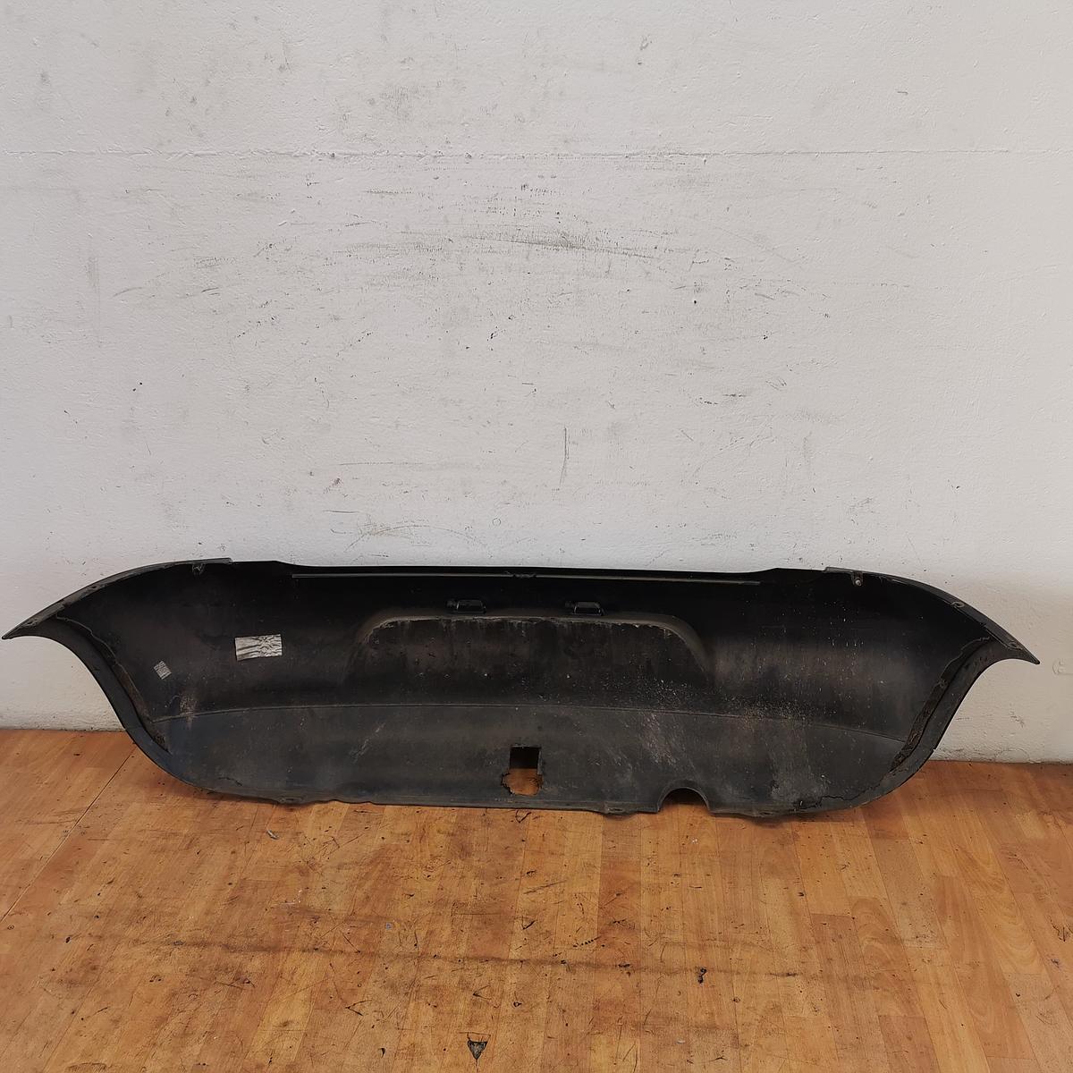 VW FOX 5Z originale Stoßstange hinten schwarz 5Z0807421N Stoßfänger